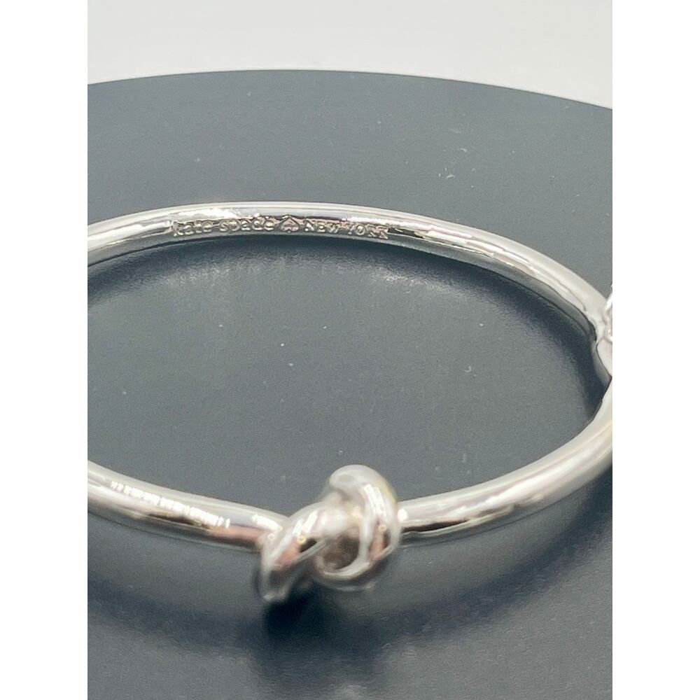 Kate Spade Sailor's Knot Love Knot‎ Polished Silver Tone Hinged Bangle Bracelet - Picture 9 of 9